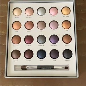 Laura Gellar 20 Shades Of Celebration Palette